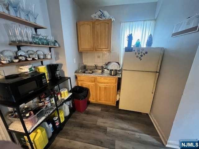116 Marshall Street Property Photo 9