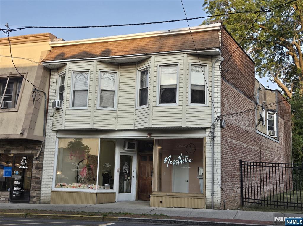 232 Stuyvesant Avenue