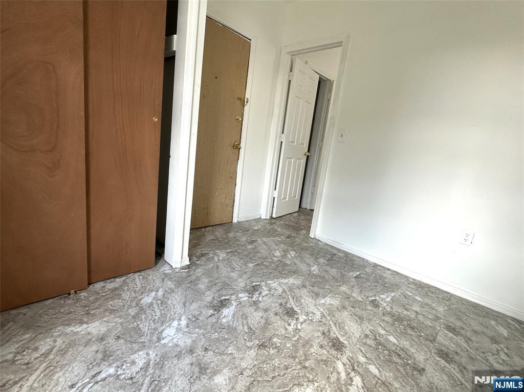 232 Stuyvesant Avenue Property Photo 11