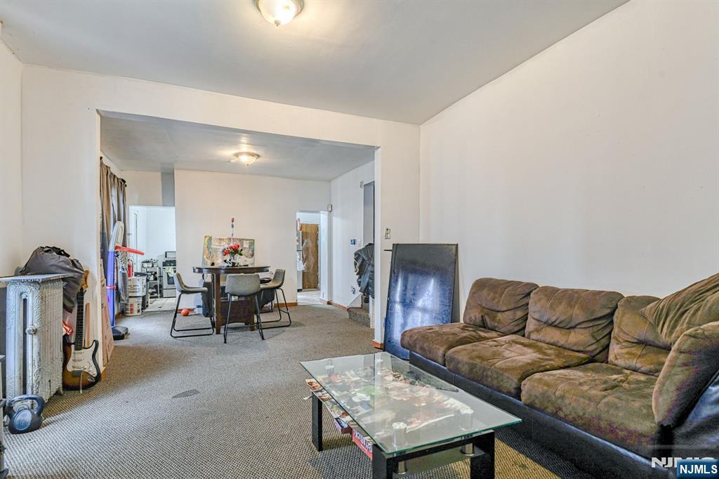 44 Stuyvesant Avenue Property Photo 12