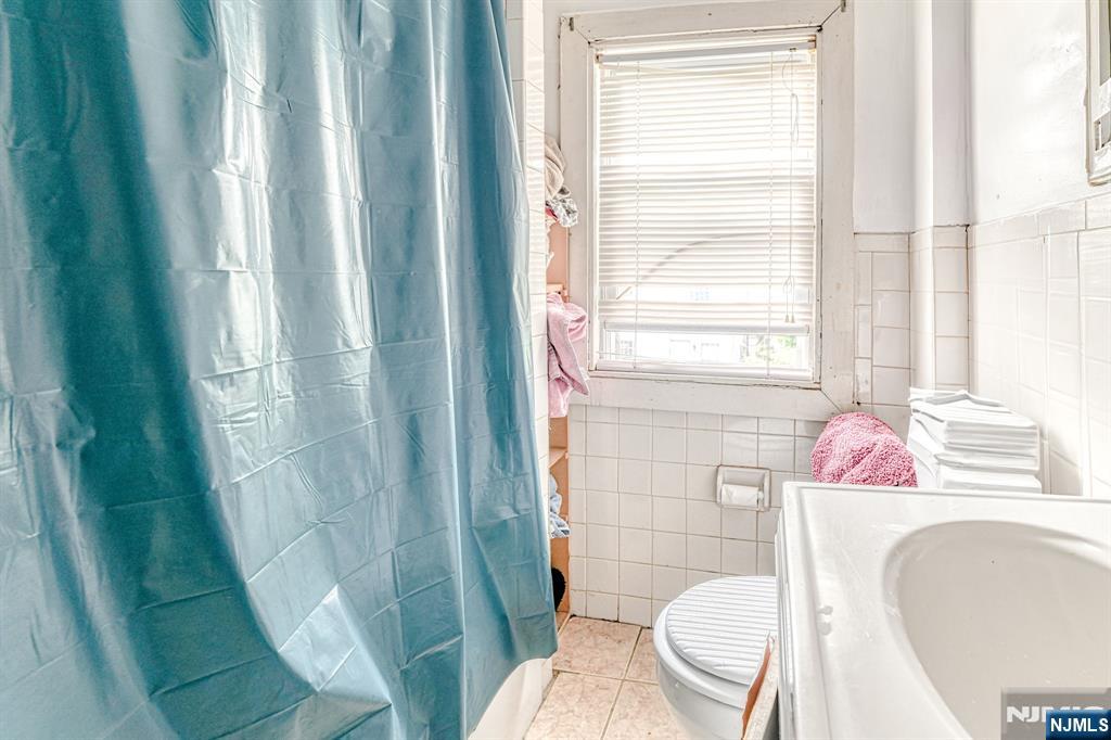 44 Stuyvesant Avenue Property Photo 14