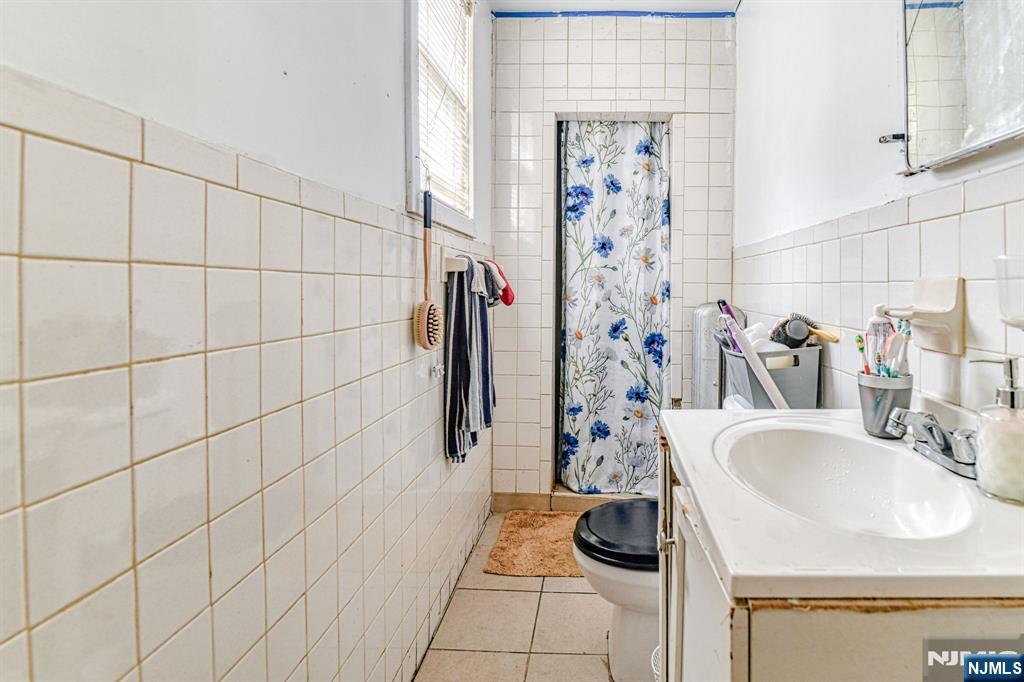44 Stuyvesant Avenue Property Photo 22