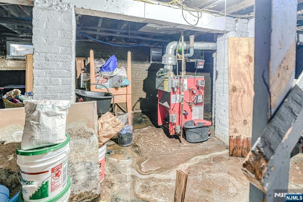 44 Stuyvesant Avenue Property Photo 25