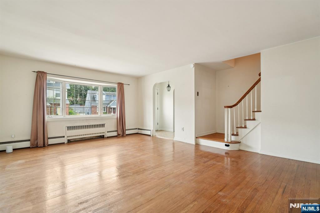 217 Mountain Way Property Photo 5
