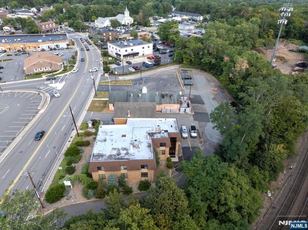 24 Wyckoff Avenue Property Photo 38
