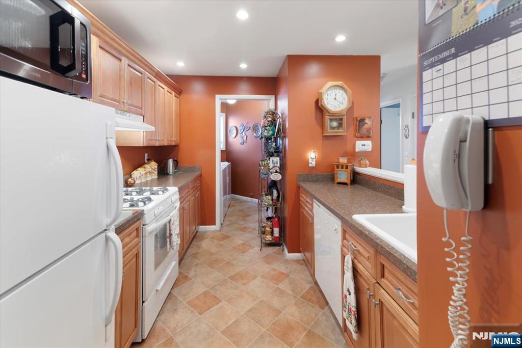 16 Elm Street 1 Property Photo 6