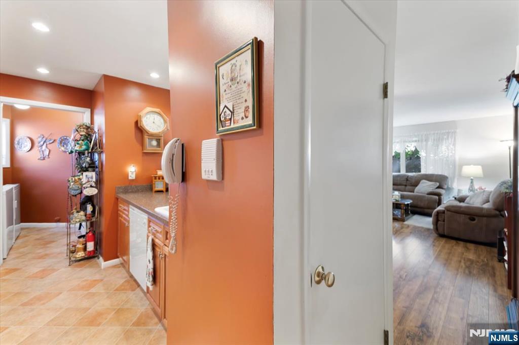 16 Elm Street 1 Property Photo 9