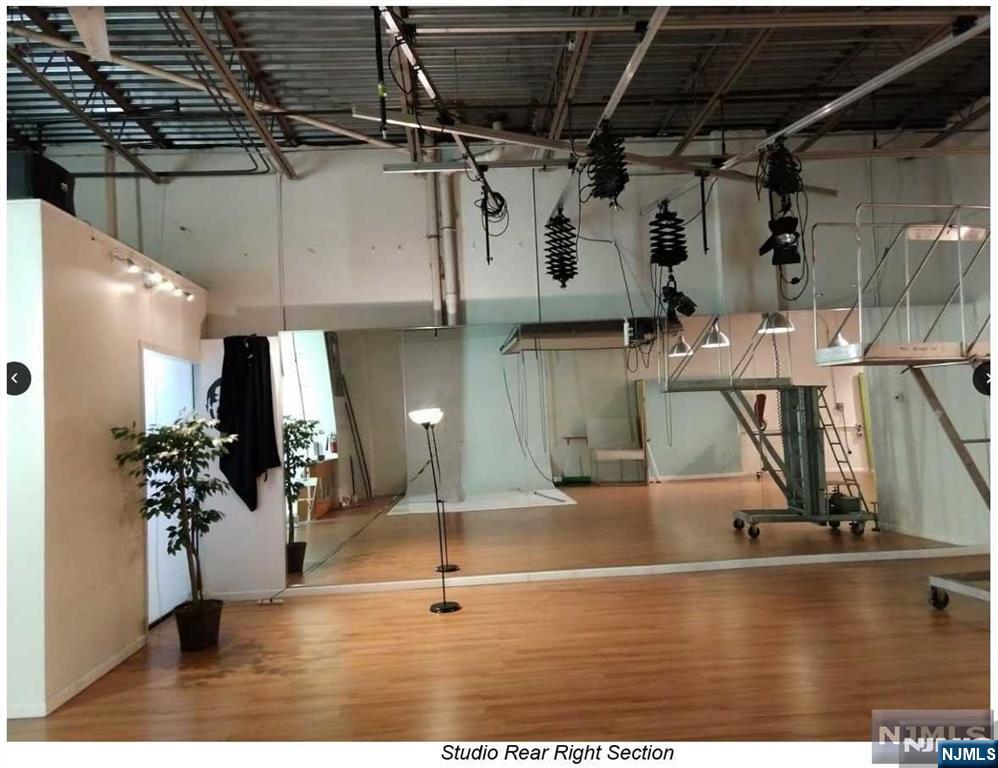 610 Broad Avenue Property Photo 19