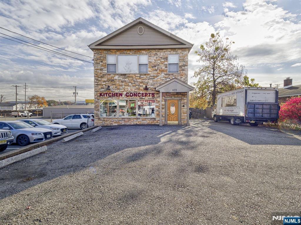 422 Livingston Street Property Photo 1