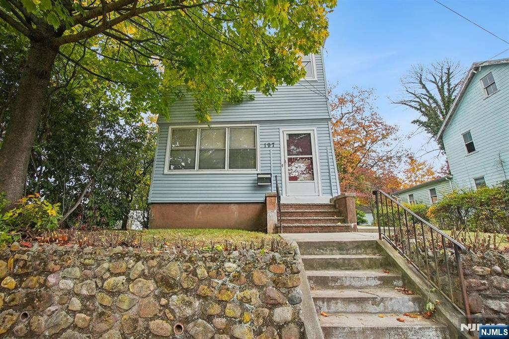 197 Fullerton Avenue Property Photo 2