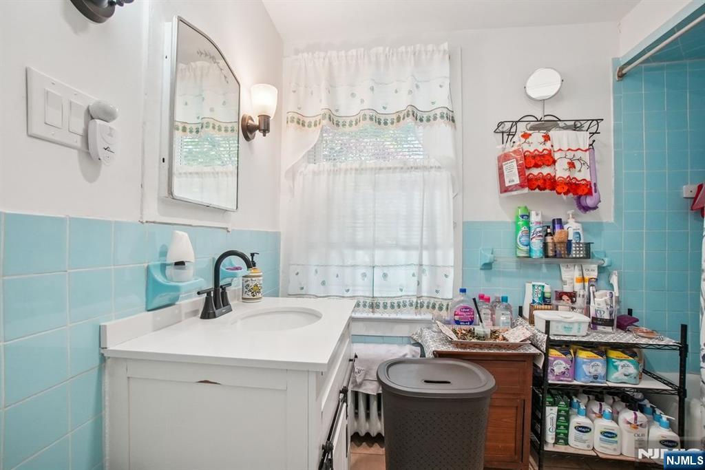 197 Fullerton Avenue Property Photo 9