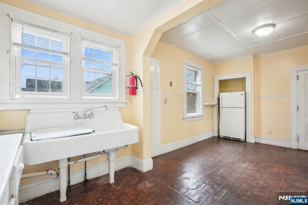 197 Fullerton Avenue Property Photo 18