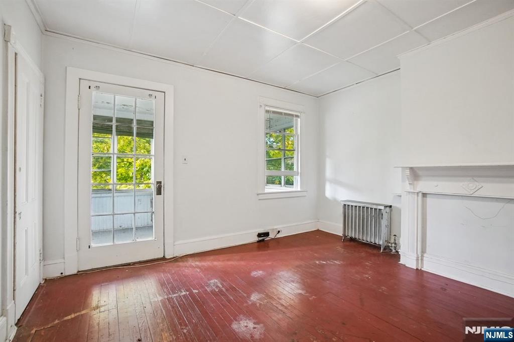197 Fullerton Avenue Property Photo 22