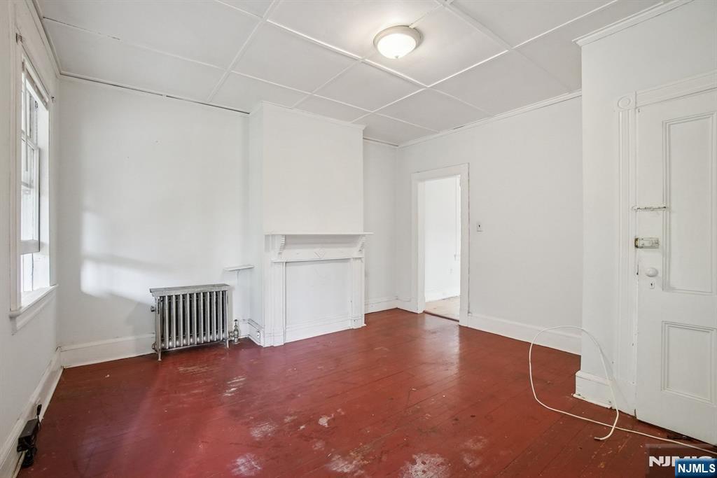 197 Fullerton Avenue Property Photo 23