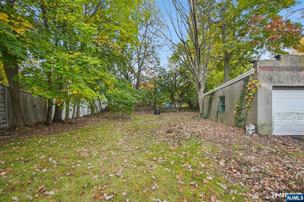197 Fullerton Avenue Property Photo 31