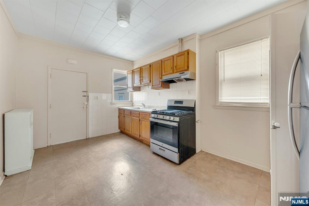 149 Union Street Property Photo 7