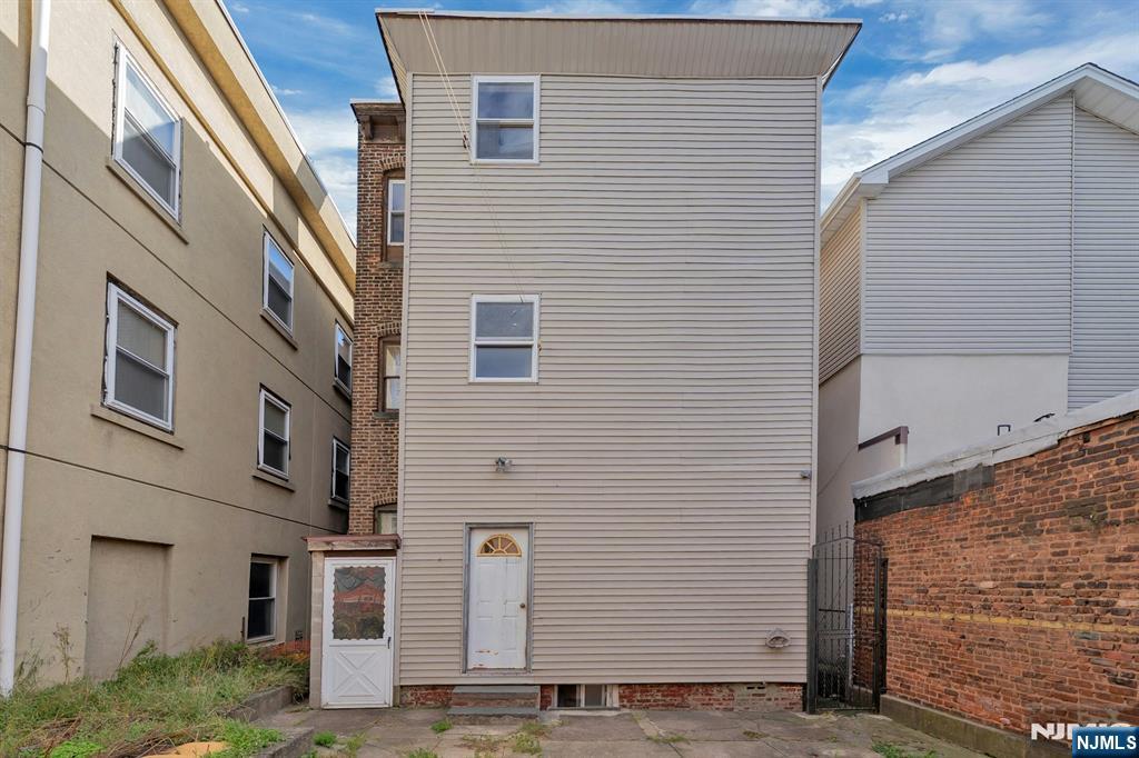 149 Union Street Property Photo 41