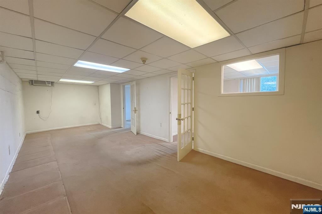 637 Wyckoff Avenue Office 7 Property Photo 4