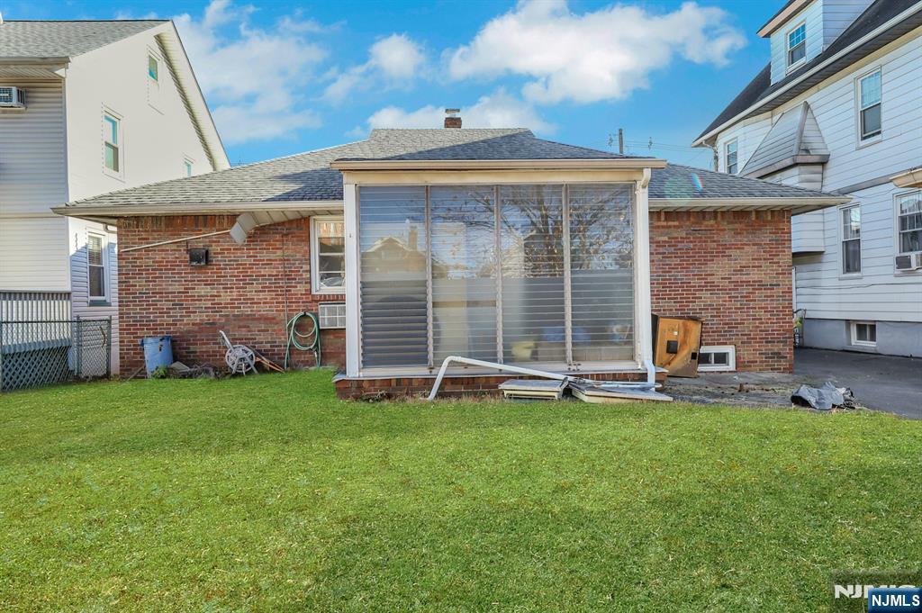 835 Chestnut Street Property Photo 18