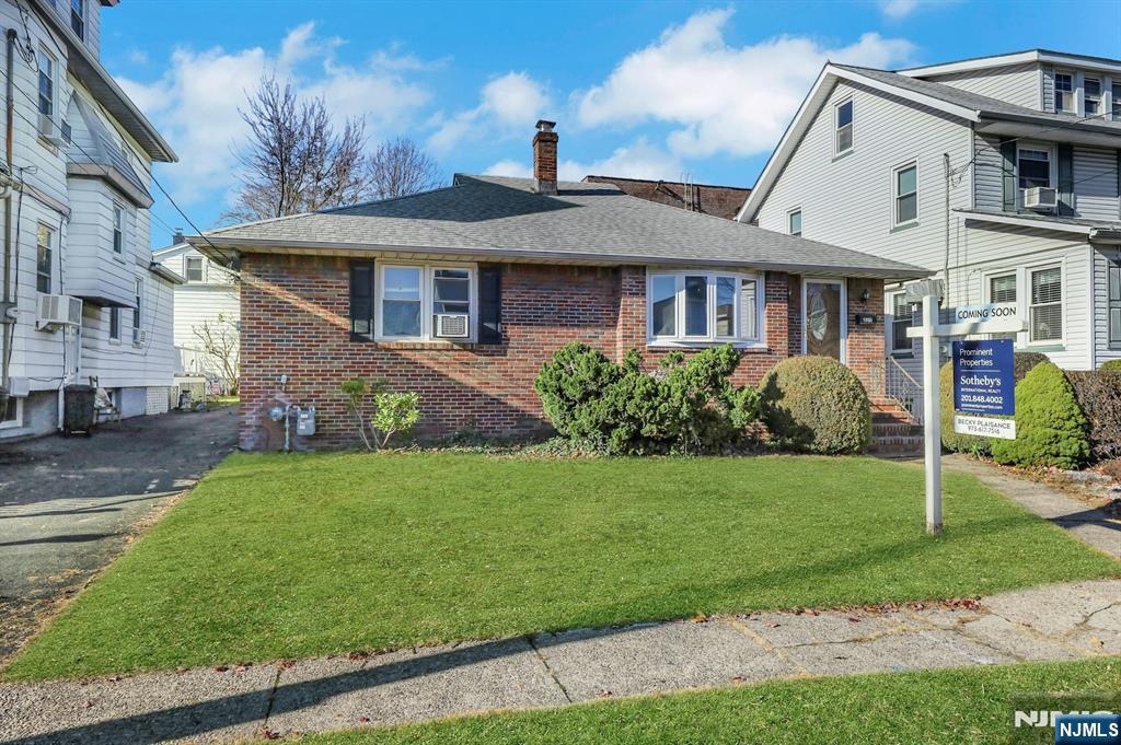 835 Chestnut Street Property Photo 23