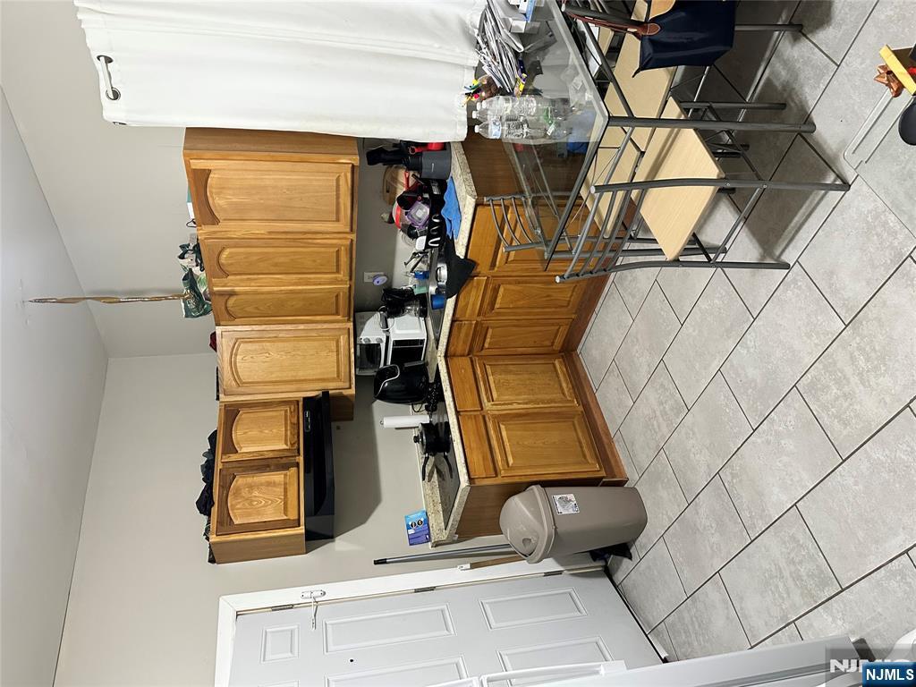 276 Ellison Street Property Photo 6