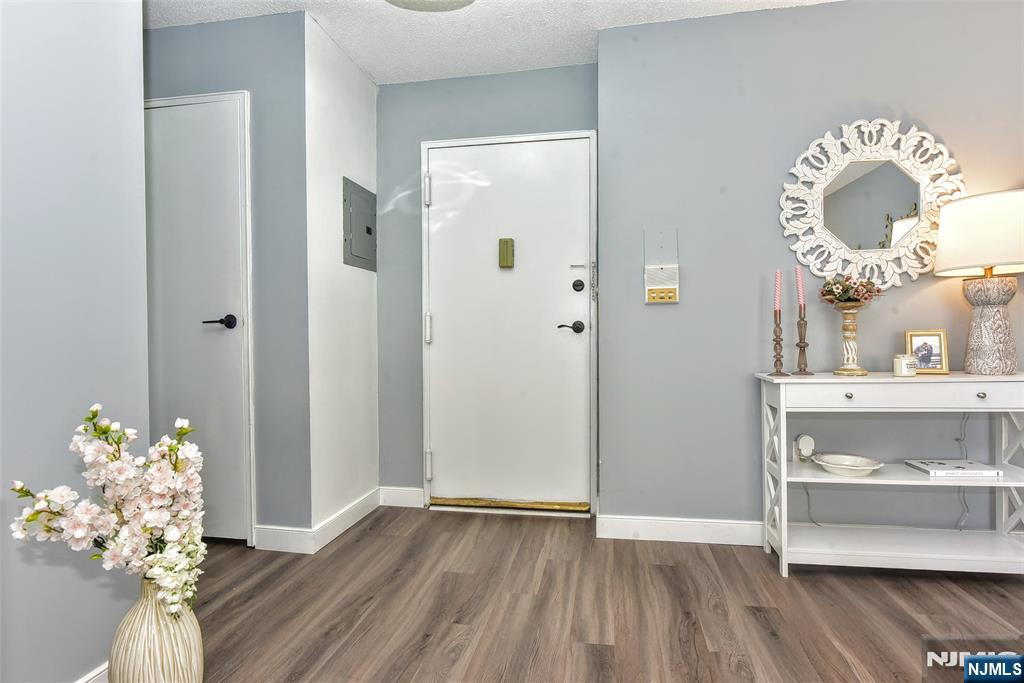 307 Prospect Avenue 4b Property Photo 9