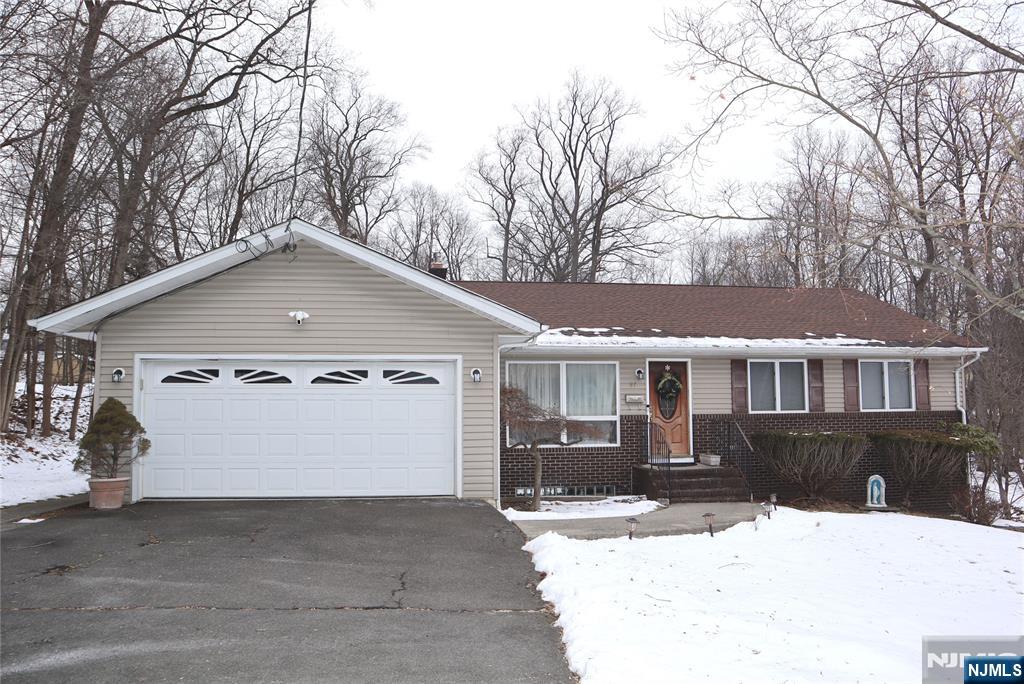 97 Squaw Brook Road Property Photo 1