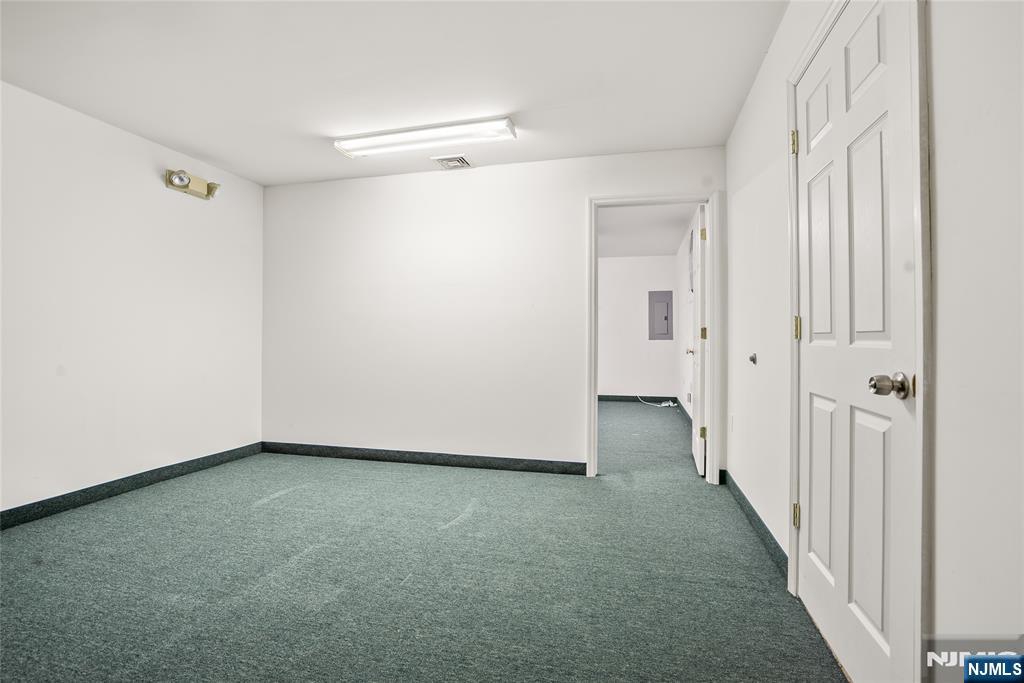234 Main Street 2nd Floor Property Photo 10