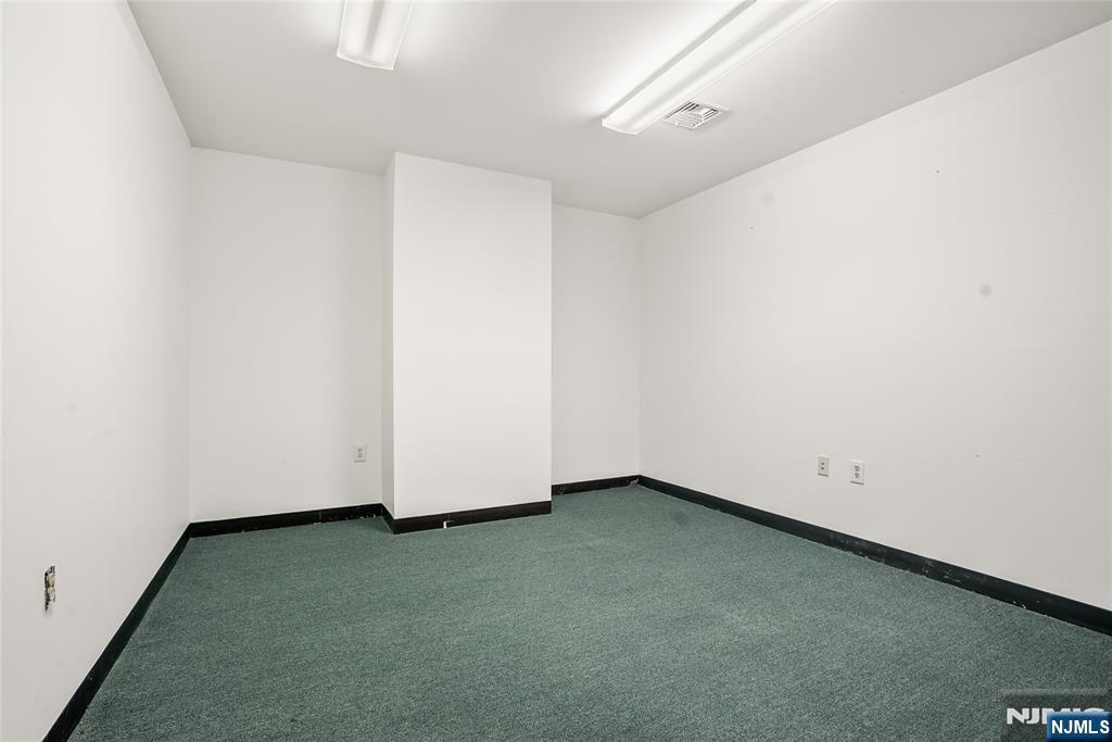 234 Main Street 2nd Floor Property Photo 11