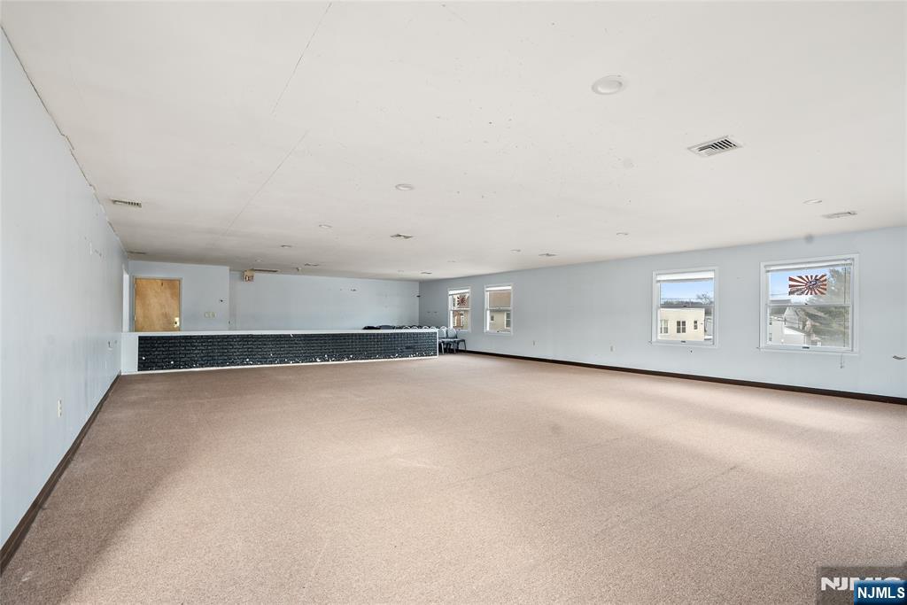 234 Main Street 2nd Floor Property Photo 16