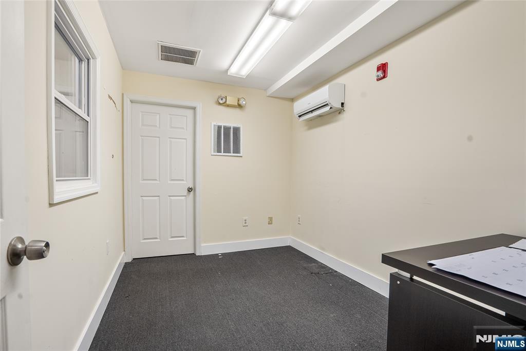 234 Main Street 2nd Floor Property Photo 25