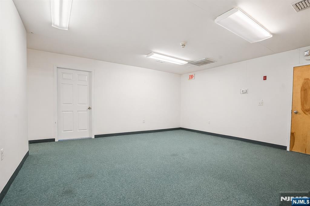 234 Main Street 2nd Floor Property Photo 32