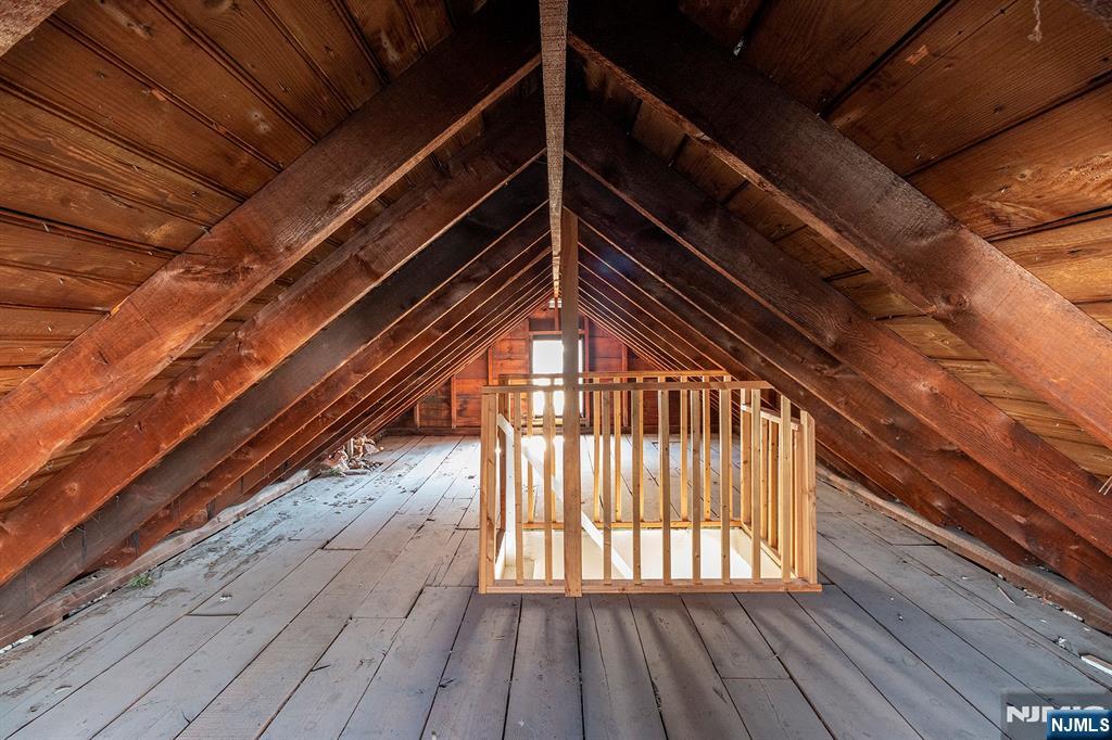 2557 Wh-mer Road Property Photo 27