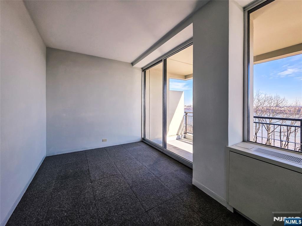 1 Horizon 811 Property Photo 6
