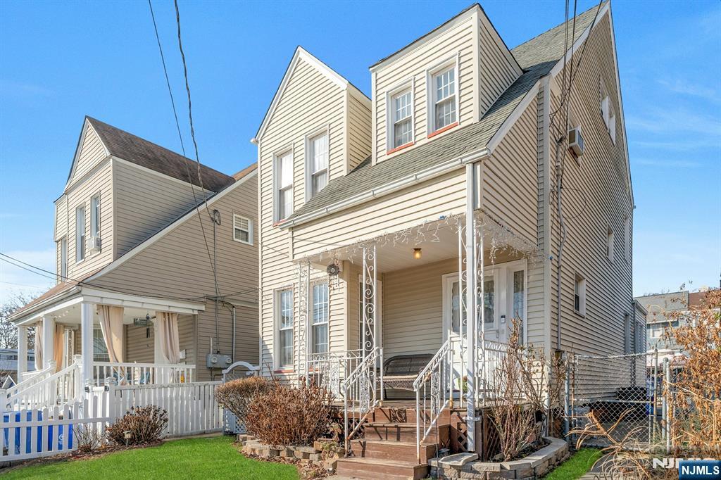 89 Union Avenue Property Photo 2