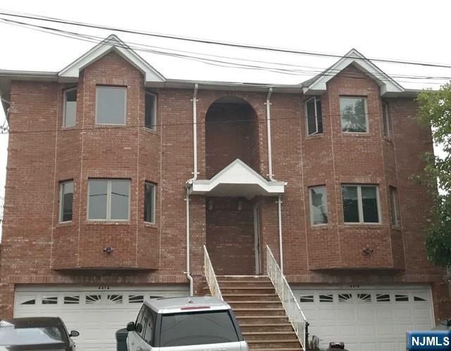 441 Hillcrest Place Property Photo 1