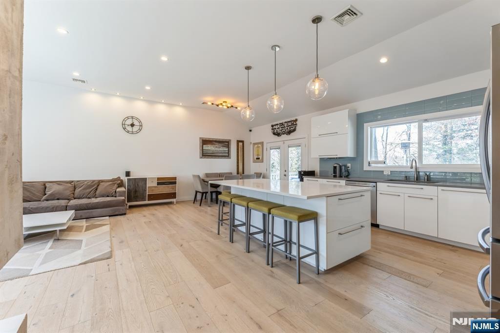 37 New Street Property Photo 9