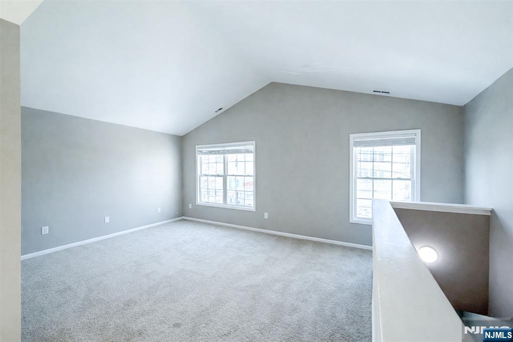 48-50 Holland Street Property Photo 17