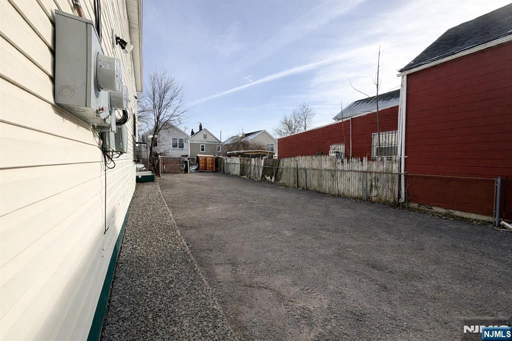 48-50 Holland Street Property Photo 26
