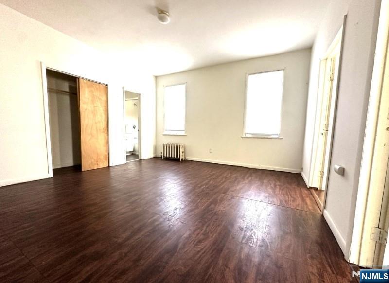 528 Valley Brook Avenue 2fl Property Photo 2