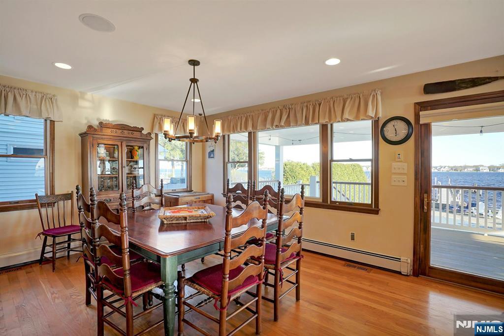 599 Point Avenue Property Photo 11