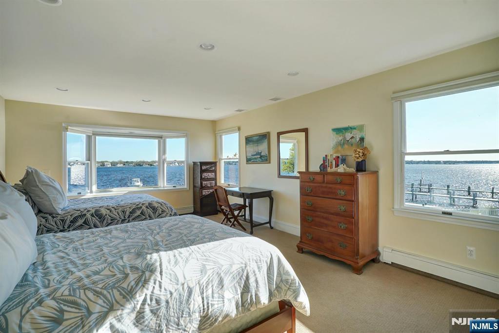 599 Point Avenue Property Photo 19