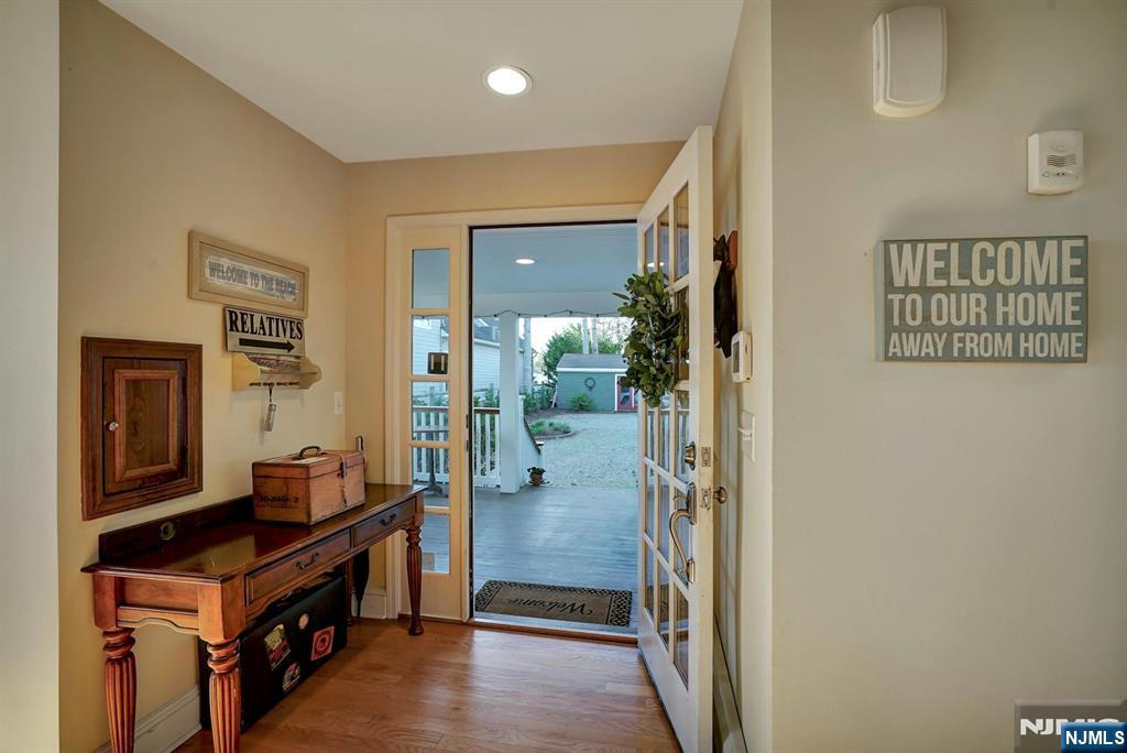 599 Point Avenue Property Photo 25