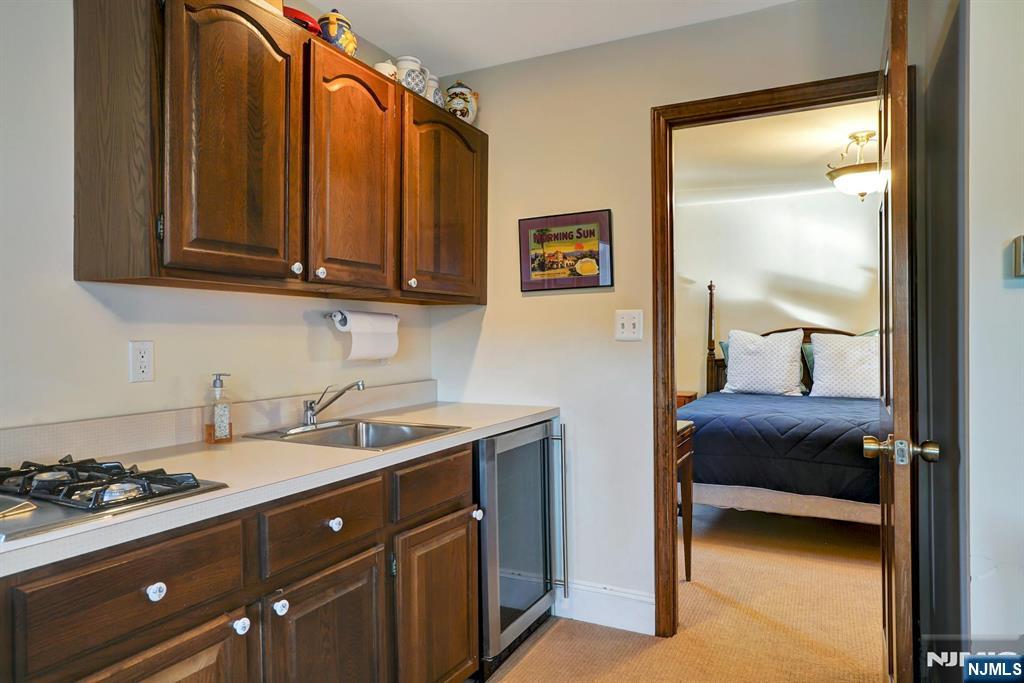 599 Point Avenue Property Photo 39