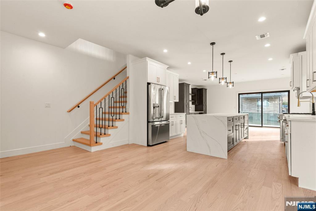 230 8th Street B Property Photo 12
