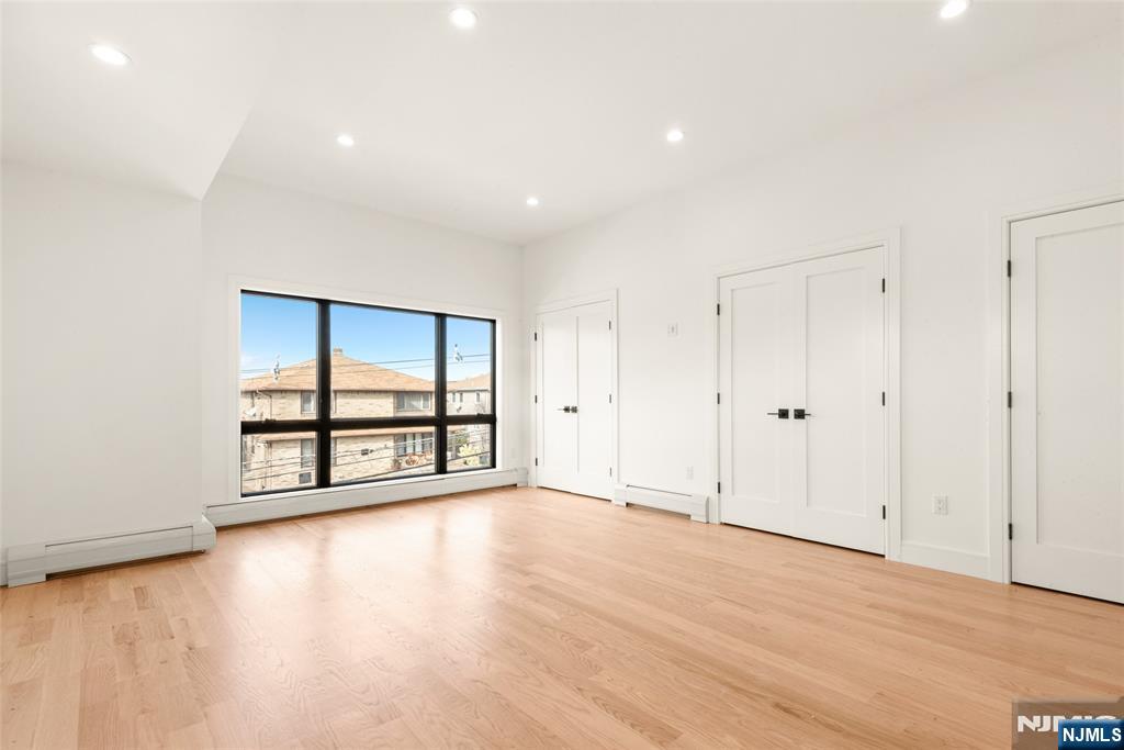 230 8th Street B Property Photo 19