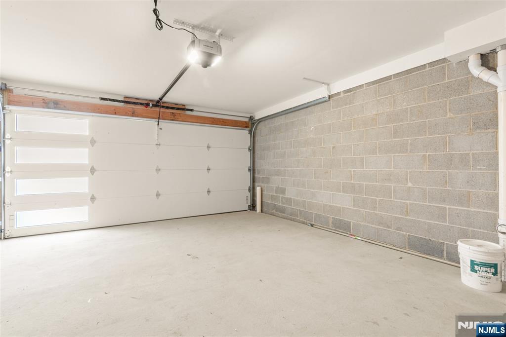 230 8th Street B Property Photo 26