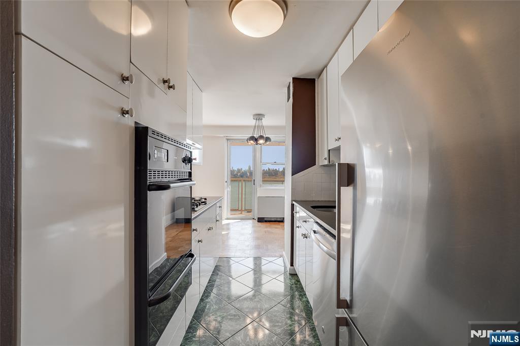 6600 Boulevard East 2c Property Photo 14