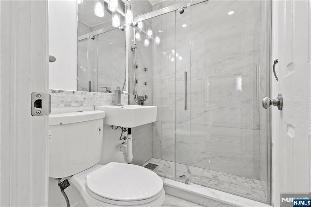 17 Holsman Street 2 Property Photo 22