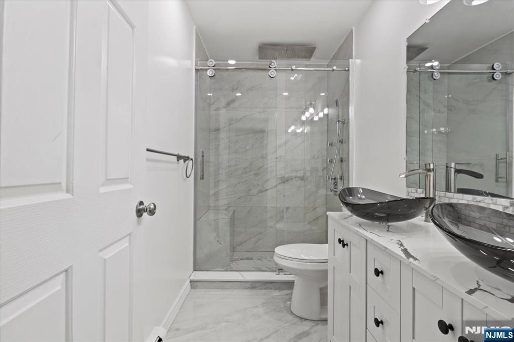 17 Holsman Street 2 Property Photo 23